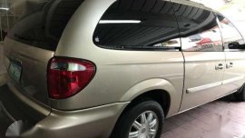 2006 Chrysler town and country