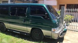 RUSH Nissan Urvan Escapade 1999