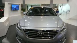 Hyundai Sonata with FREE Eon glx
