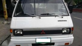 2006 Mitsubishi L300 FB Dual aircon