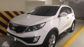 Fresh 2013 Kia Sportage AT White For Sale