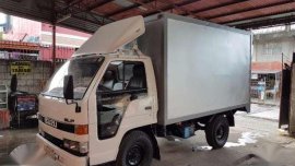 Isuzu Elf Aluminum Van 2003 10ft 4HF1 White 