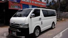 Toyota HiAce Commuter D4D 2008 MT White 