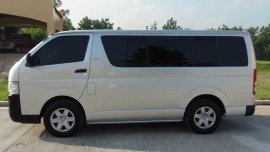 2009 Toyota Hiace Commuter MT for sale