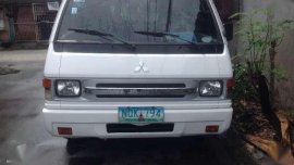 Mitsubishi l300 exceed 2010model dual a.con