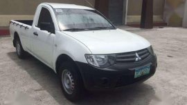 2012 Mitsubishi Strada Pick up 2013 2011 hilux diesel