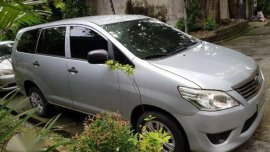 Toyota Innova 2013 J MT Silver For Sale