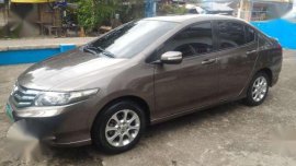 Honda City 2013 MT Beige Sedan For Sale
