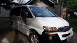 Hyundai Starex 1999 Van MT White For Sale
