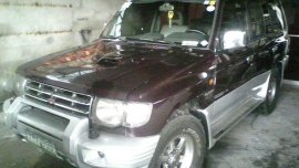 Mitsubishi Pajero 2003 SUV red for sale 