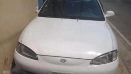 Hyundai Elantra 2001 AT White Sedan For Sale