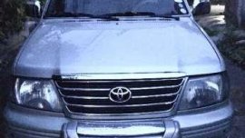Toyota revo vx200