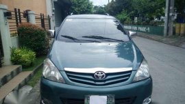 For sale Toyota Innova E diesel auto 2010