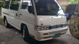 Nissan Urvan Shuttle 2013 MT White For Sale