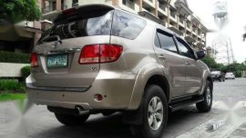 Toyota Fortuner V diesel 4x4 matic 2008 like montero innova adventure