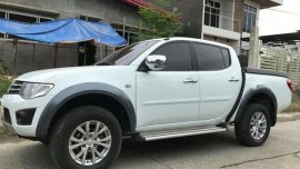 Mitsubishi Strada 2014 for sale