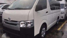 New 2017 Toyota HiAce Commuter MT White 