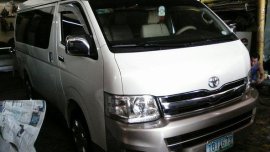 Toyota Hiace 2011 GL GRANDIA M/T