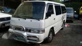2007 nissan urvan escapade