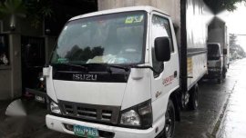 Isuzu elf 10 footer alum van