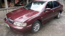 Nissan Sentra Exalta 2000 1.6 AT Red For Sale