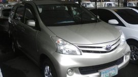Toyota Avanza 2012 Van silver for sale 
