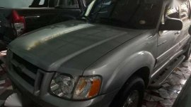 Ford explorer sport trac 4x4 2002 model