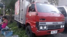 Isuzu Elf NKR 10ft Alum MT Truck For Sale