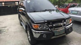 Isuzu Crosswind 2010 SUV black for sale 