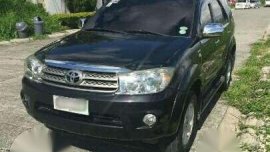 Toyota Fortuner G 2011 MT Black For Sale