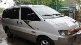 Hyundai Starex CRDi 2003 MT White For Sale