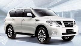 Nissan Patrol SUV white for sale 