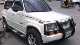 Suzuki Vitara 2001 AT SUV White For Sale