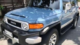 Toyota Fj Cruiser 4.0 AT 2015 Blue For Sale