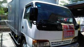 Isuzu Elf NPR Closevan 2000 MT White 