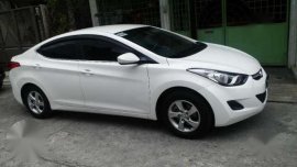 Elantra White Hyundai2014-