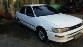 Toyota Corolla 1995 MT White Sedan For Sale