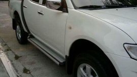 Mitsubishi Triton Strada 2012