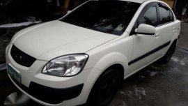Kia Rio All Power 2008 MT White For Sale 