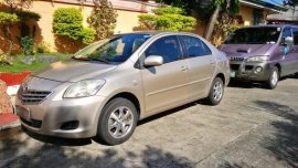 Toyota Vios 2011 sedan gold for sale 