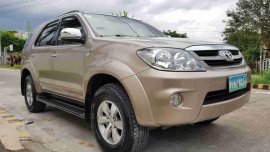 Toyota Fortuner 2006 G cream for sale 