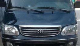 Toyota Hiace Commuter 2000 model diesel manual 18 seater