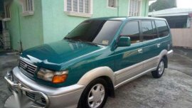 Toyota revo sr 2000 model