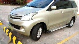 Toyota Avanza E 1.3 AT Beige SUV For Sale