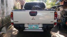 Very fresh Strada glx 4x2 Manual 2012 for sale