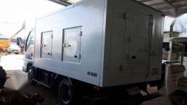 Surplus Japan Isuzu elf 10ft freezervan for sale 