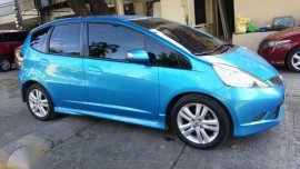 2010 model hobda jazz 1.5 top of tge line 1st owner