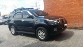 Toyota Fortuner 2012 G AT Black For Sale