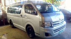 Toyota Hiace GL Grandia 2011 MT Silver 