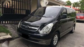 2008 Hyundai Grand Starex Gold VGT CRDi Top of the line v s 2009 2010